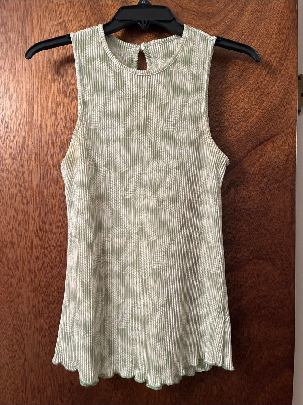 Sleeveless Ribbed Tank Top in Sage Green